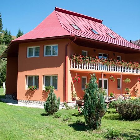 Casa Dobra Hotel Arieşeni Exterior foto