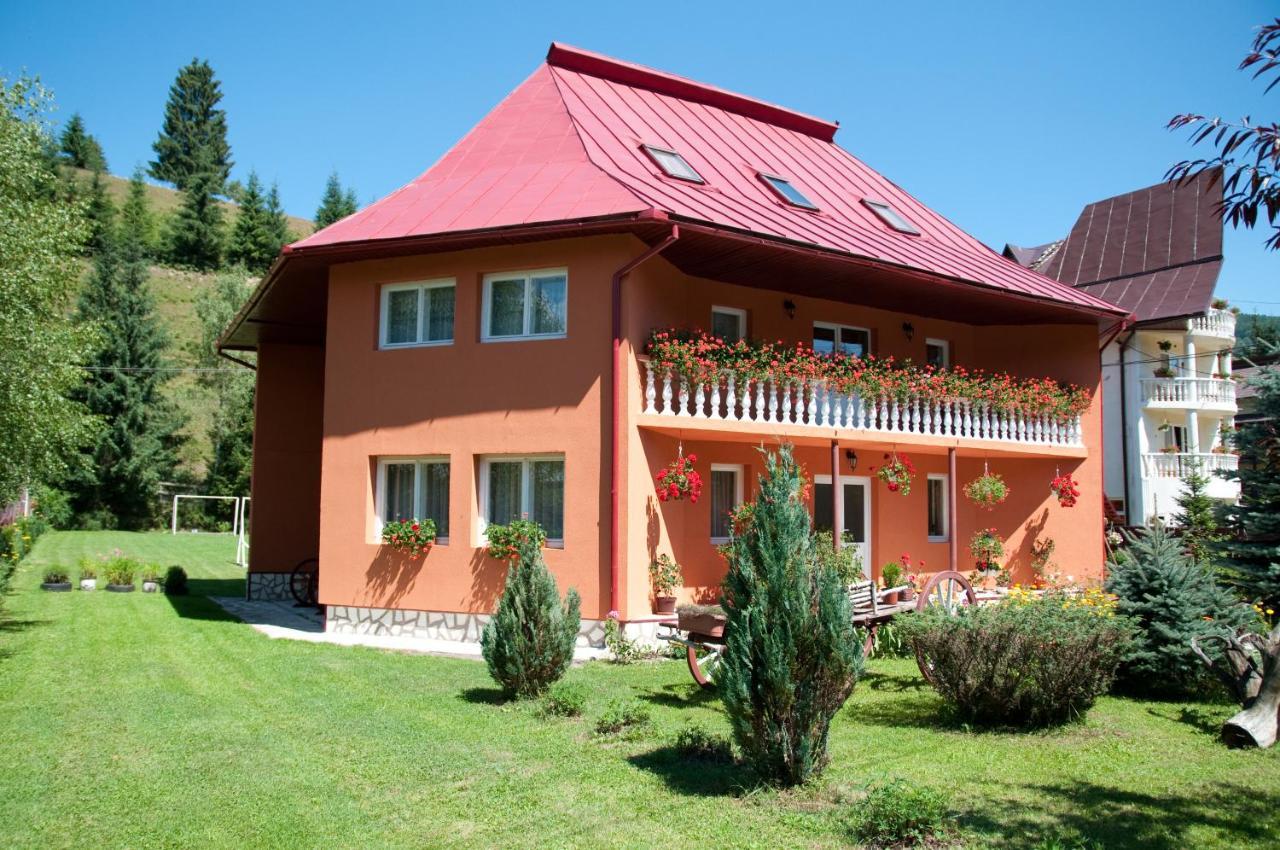 Casa Dobra Hotel Arieşeni Exterior foto